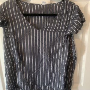 Old navy v neck top